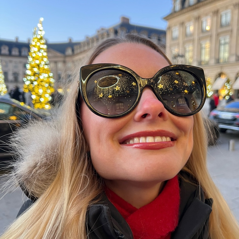 Meet your Posher, Yulia